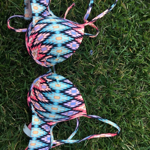 PRICEDROP Sexycute 👄👙Victoria secret bikini swim - Picture 5 of 9